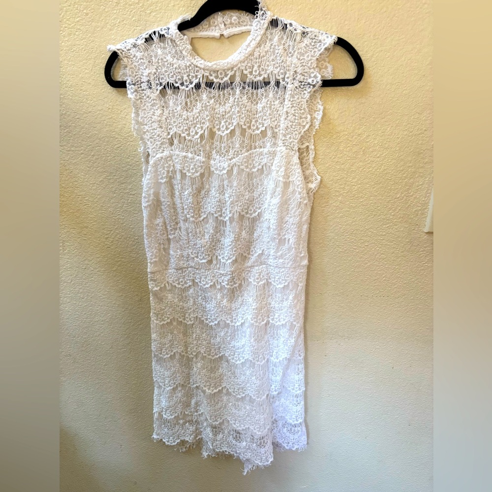 Free People White Lace Keyhole Dress         🌵Large